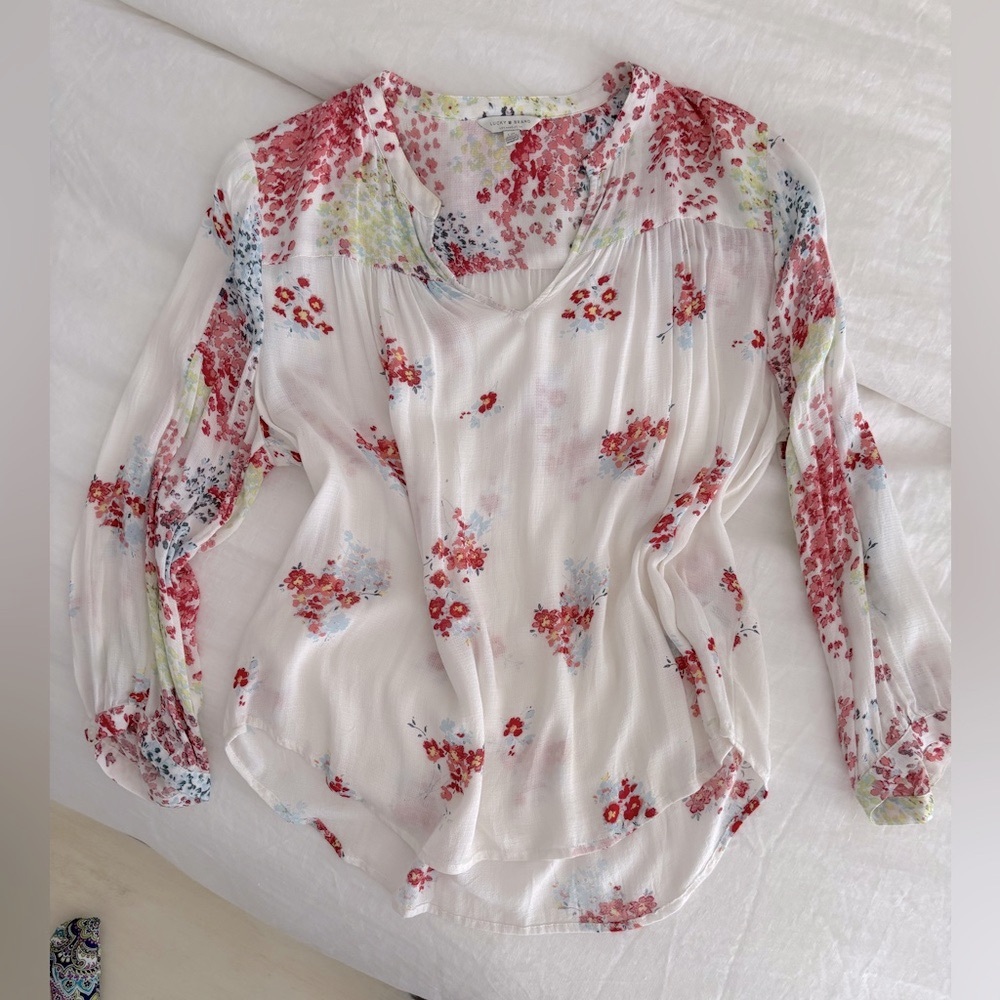 🌿💕 Lucky Brand White Long Sleeve Blouse